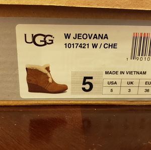 ugh jeovana boots